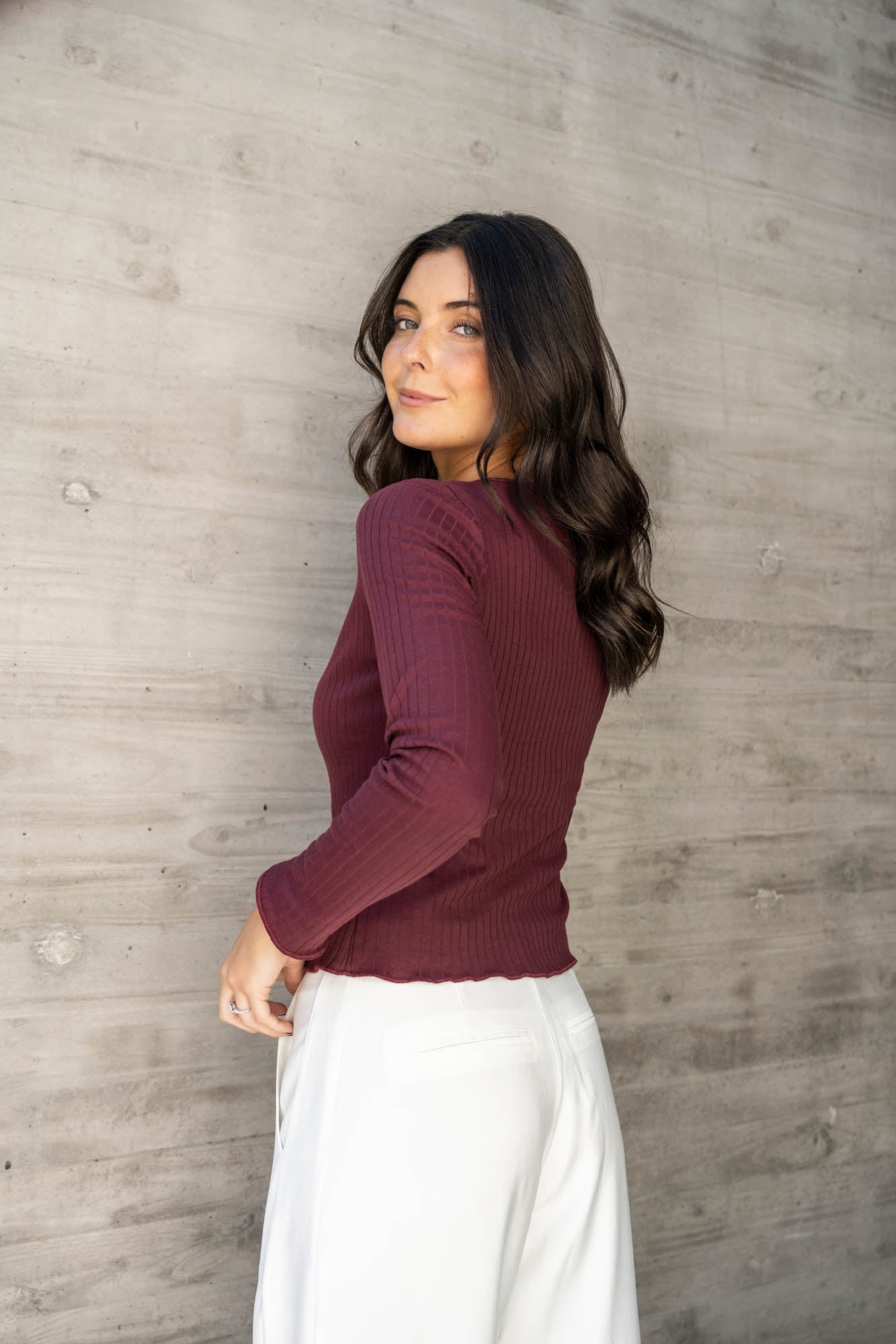 Polera canutón gamuzado con botones (Código SALE20%OFF)